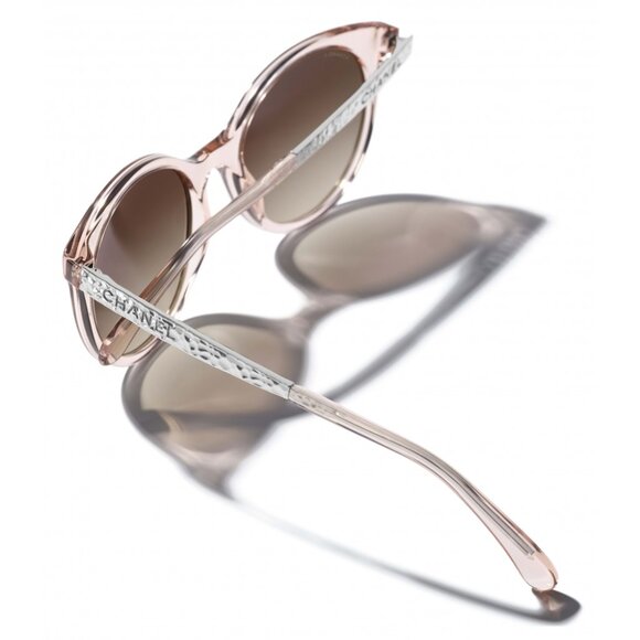 CHANEL Pantos Sunglasses – Model 5440 – Transparent Pink / Gradient Brown - Picture 7 of 10